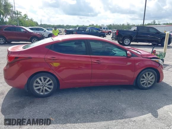 ✅ 2015 Hyundai Elantra SE • VIN: KMHDH4AE6FU351035 • Lot: 42806508. Listed on IAAI with 27,174 mi. Free auction sales archive from the USA and detailed vehicle history report at DreamBid. Image 13.