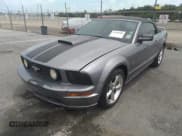 ✅ 2007 Ford Mustang GT Deluxe • VIN: 1ZVHT85HX75217623 • Lot: 42765903. Wystawiony na IAAI z przebiegiem 122 420 mil. Bezpłatny archiwum sprzedaży aukcyjnych z USA i szczegółowy raport historii pojazdu na DreamBid. Zdjęcie 2.