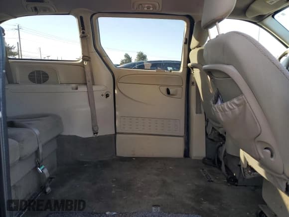 ✅ 2007 Dodge Grand Caravan SXT • VIN: 2D4GP44L97R314075 • Lot: 92489995. Listed on Copart with 138,570 mi. Free auction sales archive from the USA and detailed vehicle history report at DreamBid. Image 11.