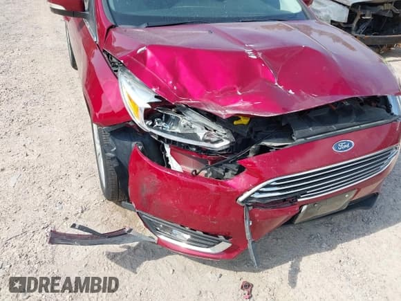 ✅ 2017 Ford Focus Titanium • VIN: 1FADP3N22HL302561 • Lot: 43252752. Listed on IAAI with 129,322 mi. Free auction sales archive from the USA and detailed vehicle history report at DreamBid. Image 6.