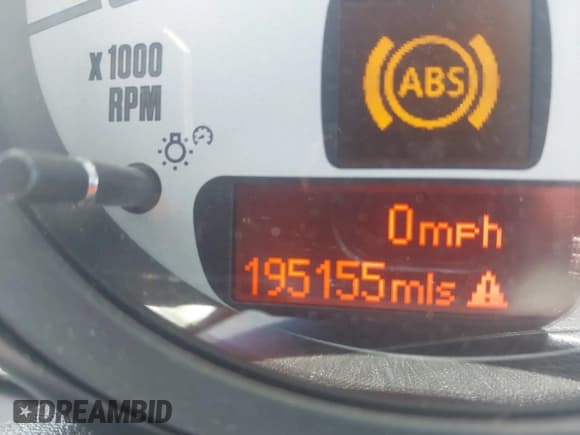 ✅ 2012 MINI Clubman S • VIN: WMWZG3C58CTY39017 • Lot: 41935054. Wystawiony na IAAI z przebiegiem 195 155 mil. Bezpłatny archiwum sprzedaży aukcyjnych z USA i szczegółowy raport historii pojazdu na DreamBid. Zdjęcie 7.