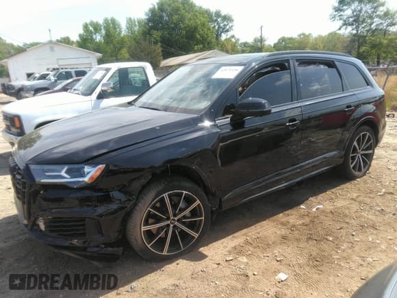 ✅ 2021 Audi Q7 Premium Plus • VIN: WA1LXAF72MD031553 • Лот: 42071156. Опубликован ранее на IAAI с пробегом 40 388 миль. Бесплатный доступ к архиву аукционных продаж из США и подробный отчёт об истории автомобиля на DreamBid. Изображение 2.