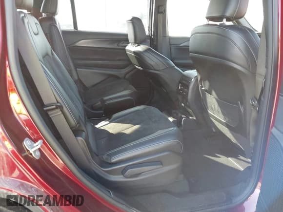 ✅ 2023 Jeep Grand Cherokee Altitude • VIN: 1C4RJJAG5P8902385 • Лот: 43567192. Опубликован ранее на IAAI с пробегом 12 199 миль. Бесплатный доступ к архиву аукционных продаж из США и подробный отчёт об истории автомобиля на DreamBid. Изображение 8.