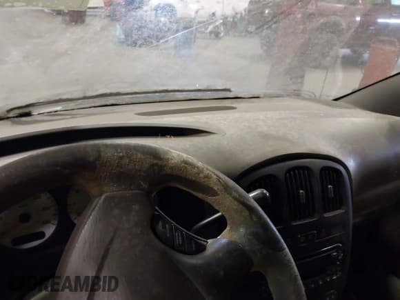 ✅ 2002 Dodge Caravan Sport • VIN: 2B4GP44382R745848 • Лот: 42949297. Опубликован ранее на IAAI с пробегом Не указан. Бесплатный доступ к архиву аукционных продаж из США и подробный отчёт об истории автомобиля на DreamBid. Изображение 13.