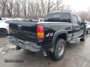 ✅ 2002 Chevrolet Silverado 2500HD LS • VIN: 1GCHK23102F149277 • Лот: 41465273. Опубликован ранее на IAAI с пробегом 225 299 миль. Бесплатный доступ к архиву аукционных продаж из США и подробный отчёт об истории автомобиля на DreamBid. Изображение 4.