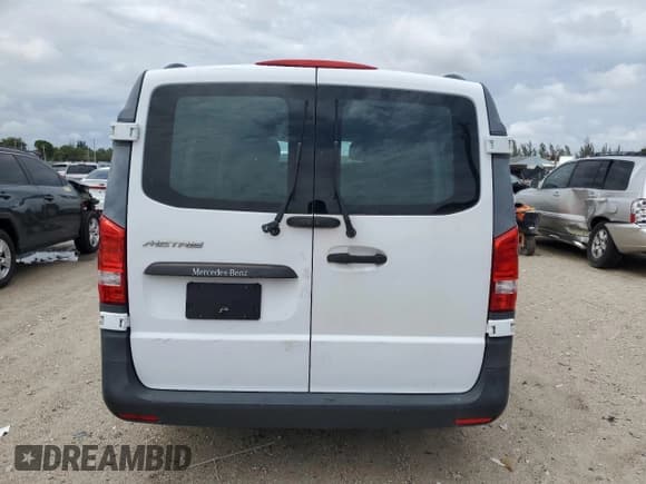 ✅ 2016 Mercedes-Benz Metris Cargo • VIN: WD3PG2EA9G3095832 • Lot: 56559465. Listed on Copart with 113,343 mi. Free auction sales archive from the USA and detailed vehicle history report at DreamBid. Image 6.