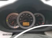 ✅ 2007 Toyota RAV4 Limited • VIN: JTMZK31V576007238 • Лот: 90936745. Опубликован ранее на Copart с пробегом 111 826 миль. Бесплатный доступ к архиву аукционных продаж из США и подробный отчёт об истории автомобиля на DreamBid. Изображение 9.