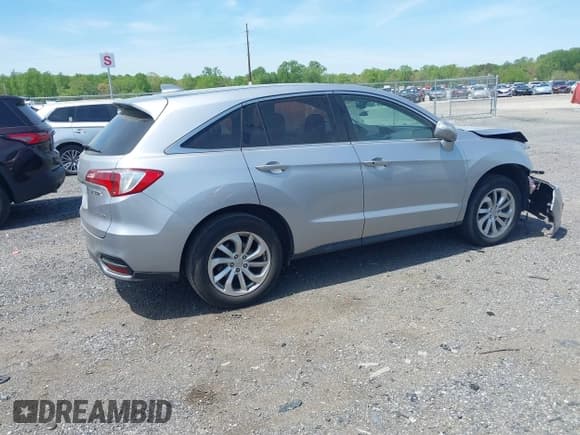 ✅ 2017 Acura RDX • VIN: 5J8TB4H32HL038127 • Lot: 42134666. Listed on IAAI with 116,264 mi. Free auction sales archive from the USA and detailed vehicle history report at DreamBid. Image 4.