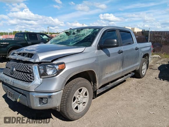 ✅ 2019 Toyota Tundra SR5 • VIN: 5TFDM5F12KX082018 • Lot: 58388175. Listed on Copart with 94,801 mi. Free auction sales archive from the USA and detailed vehicle history report at DreamBid. Image 1.