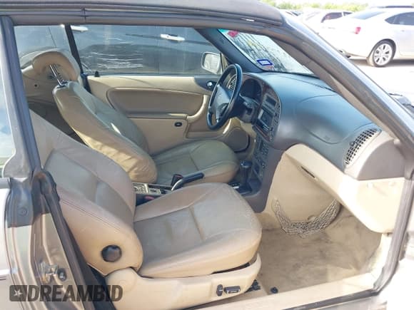 ✅ 2003 Saab 9-3 SE • VIN: YS3DF78K937009850 • Лот: 42175738. Опубликован ранее на IAAI с пробегом 113 961 миль. Бесплатный доступ к архиву аукционных продаж из США и подробный отчёт об истории автомобиля на DreamBid. Изображение 5.