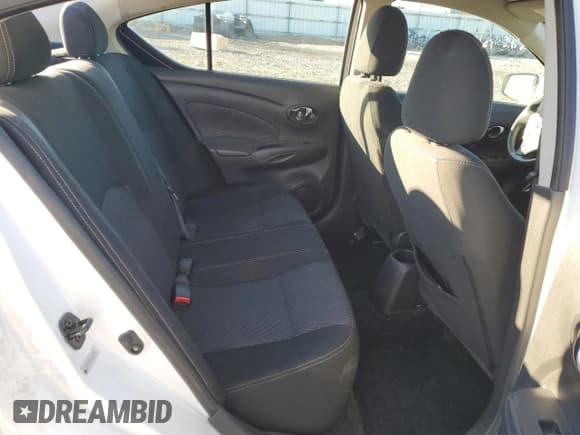 ✅ 2018 Nissan Versa SV • VIN: 3N1CN7AP8JL810292 • Lot: 90975665. Wystawiony na Copart z przebiegiem 113 007 mil. Bezpłatny archiwum sprzedaży aukcyjnych z USA i szczegółowy raport historii pojazdu na DreamBid. Zdjęcie 10.