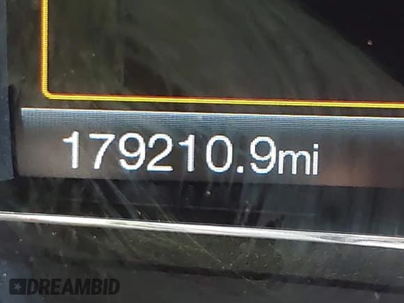 ✅ 2016 Ford Explorer Limited • VIN: 1FM5K8F87GGA19900 • Lot: 42071675. Wystawiony na IAAI z przebiegiem 179 210 mil. Bezpłatny archiwum sprzedaży aukcyjnych z USA i szczegółowy raport historii pojazdu na DreamBid. Zdjęcie 15.