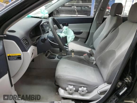 2007 Hyundai Accent GLS with VIN KMHCN46CX7U089517, listed as a Copart auction lot 78085154 with 193,369 mi miles and Salvage title. Bid and sale history available at DreamBid. Image 7.