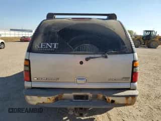 2005 Chevrolet Suburban LS с VIN 3GNFK16Z35G187860, выставлен на аукционе Copart как лот 74930654 с пробегом 247 510 миль миль и Списание • Salvage title. История ставок и продаж доступна на DreamBid. Изображение 6.