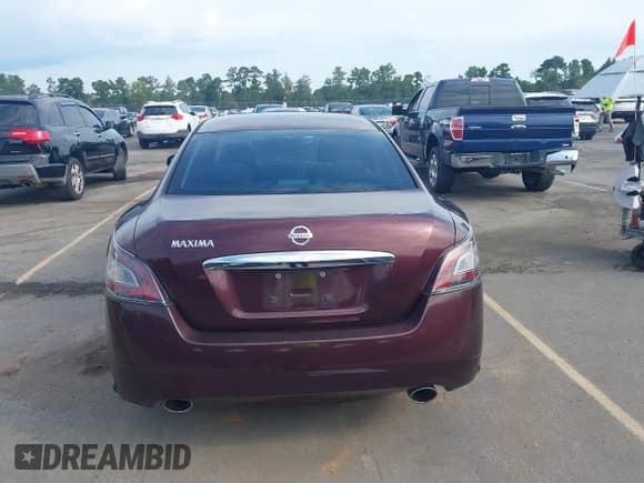 ✅ 2014 Nissan Maxima SV • VIN: 1N4AA5AP2EC457866 • Lot: 43061104. Listed on IAAI with 147,283 mi. Free auction sales archive from the USA and detailed vehicle history report at DreamBid. Image 16.