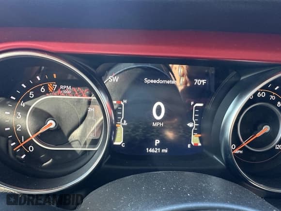 ✅ 2023 Jeep Gladiator Rubicon • VIN: 1C6JJTBG5PL585901 • Lot: 43669074. Wystawiony na IAAI z przebiegiem 14 621 mil. Bezpłatny archiwum sprzedaży aukcyjnych z USA i szczegółowy raport historii pojazdu na DreamBid. Zdjęcie 7.