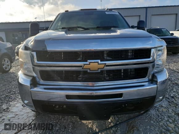 ✅ 2009 Chevrolet Silverado 2500HD LT • VIN: 1GCHK596X9E100768 • Лот: 85802894. Опубликован ранее на Copart с пробегом 240 763 миль. Бесплатный доступ к архиву аукционных продаж из США и подробный отчёт об истории автомобиля на DreamBid. Изображение 5.