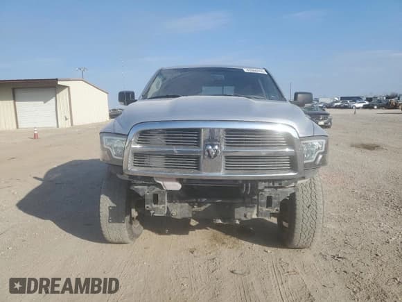 ✅ 2010 Dodge 1500 SLT • VIN: 1D7RV1CT7AS114576 • Lot: 45989355. Wystawiony na Copart z przebiegiem 217 920 mil. Bezpłatny archiwum sprzedaży aukcyjnych z USA i szczegółowy raport historii pojazdu na DreamBid. Zdjęcie 5.