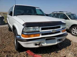 ✅ 2001 Chevrolet Blazer LT • VIN: 1GNDT13W01K243402 • Lot: 65864394. Wystawiony na Copart z przebiegiem 145 004 mil. Bezpłatny archiwum sprzedaży aukcyjnych z USA i szczegółowy raport historii pojazdu na DreamBid. Zdjęcie 5.