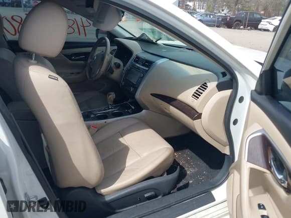 ✅ 2015 Nissan Altima SL • VIN: 1N4BL3AP1FC448712 • Lot: 41834580. Listed on IAAI with 165,633 mi. Free auction sales archive from the USA and detailed vehicle history report at DreamBid. Image 5.