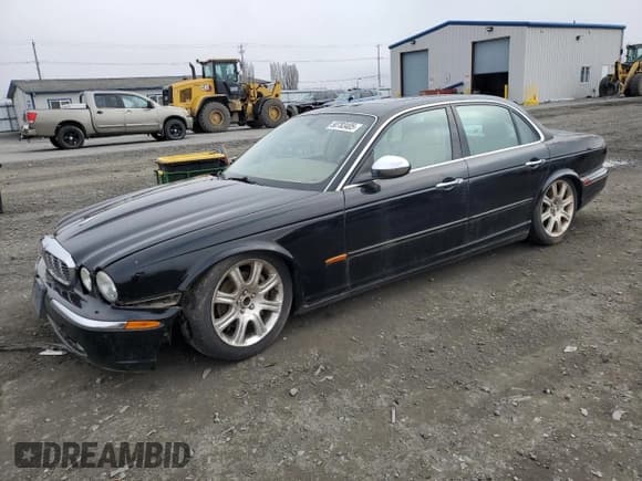 ✅ 2004 Jaguar XJ • VIN: SAJEA74C54SG07378 • Lot: 50783405. Wystawiony na Copart z przebiegiem 129 441 mil. Bezpłatny archiwum sprzedaży aukcyjnych z USA i szczegółowy raport historii pojazdu na DreamBid. Zdjęcie 1.