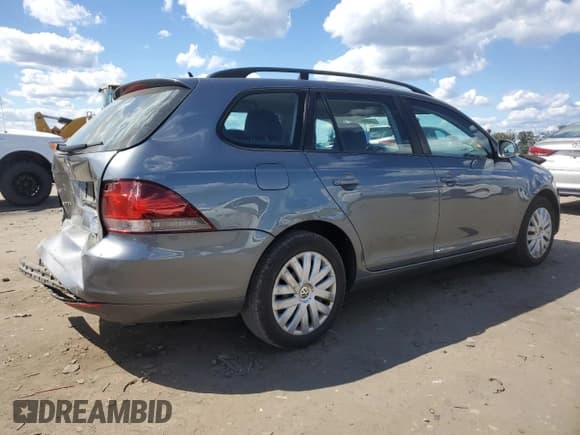 ✅ 2013 Volkswagen Jetta S • VIN: 3VWKP7AJ8DM641630 • Lot: 70598305. Wystawiony na Copart z przebiegiem 78 472 mil. Bezpłatny archiwum sprzedaży aukcyjnych z USA i szczegółowy raport historii pojazdu na DreamBid. Zdjęcie 3.