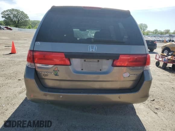 ✅ 2010 Honda Odyssey Touring • VIN: 5FNRL3H9XAB096841 • Лот: 56925755. Опубликован ранее на Copart с пробегом 226 814 миль. Бесплатный доступ к архиву аукционных продаж из США и подробный отчёт об истории автомобиля на DreamBid. Изображение 6.