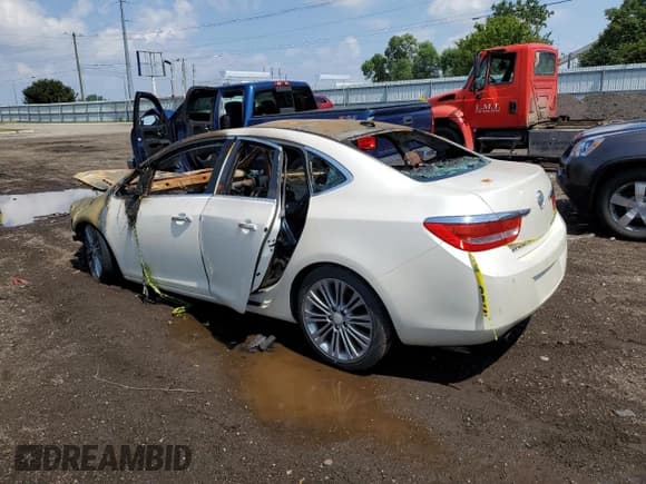 ✅ 2013 Buick Verano Group • VIN: 1G4PS5SK1D4185531 • Лот: 63691355. Опубликован ранее на Copart с пробегом Не указан. Бесплатный доступ к архиву аукционных продаж из США и подробный отчёт об истории автомобиля на DreamBid. Изображение 2.