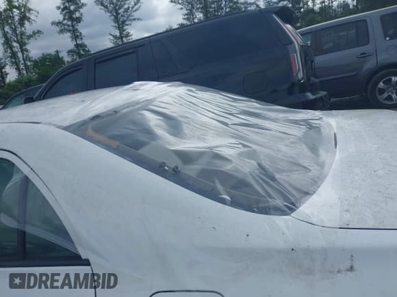 ✅ 2010 Toyota Corolla • VIN: 1NXBU4EE5AZ212570 • Lot: 42363981. Listed on IAAI with 206,807 mi. Free auction sales archive from the USA and detailed vehicle history report at DreamBid. Image 6.