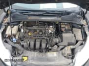 ✅ 2014 Ford Focus SE • VIN: 1FADP3K2XEL264349 • Lot: 43562690. Wystawiony na IAAI z przebiegiem 123 950 mil. Bezpłatny archiwum sprzedaży aukcyjnych z USA i szczegółowy raport historii pojazdu na DreamBid. Zdjęcie 10.