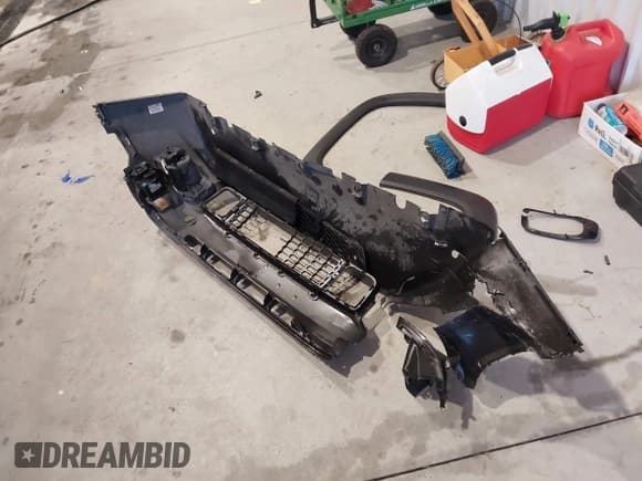 ✅ 2017 Jeep Renegade Latitude • VIN: ZACCJABB6HPE79271 • Лот: 40998196. Опубликован ранее на IAAI с пробегом 117 118 миль. Бесплатный доступ к архиву аукционных продаж из США и подробный отчёт об истории автомобиля на DreamBid. Изображение 12.