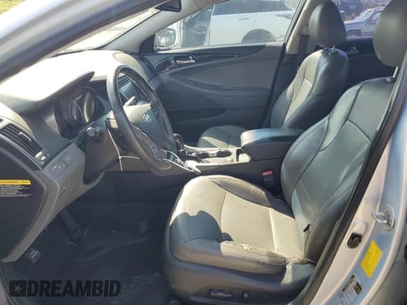 ✅ 2013 Hyundai Sonata Limited • VIN: 5NPEC4AC3DH553375 • Lot: 71194764. Listed on Copart with 146,040 mi. Free auction sales archive from the USA and detailed vehicle history report at DreamBid. Image 7.