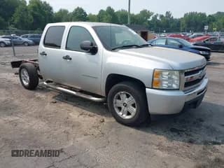 ✅ 2010 Chevrolet Silverado 1500 LT • VIN: 3GCRKSEA2AG164037 • Lot: 42917767. Wystawiony na IAAI z przebiegiem 209 183 mil. Bezpłatny archiwum sprzedaży aukcyjnych z USA i szczegółowy raport historii pojazdu na DreamBid. Zdjęcie 1.