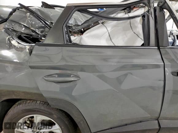 ✅ 2024 Hyundai Tucson SEL • VIN: 5NMJB3DE3RH329648 • Lot: 92314235. Wystawiony na Copart z przebiegiem 61 874 mil. Bezpłatny archiwum sprzedaży aukcyjnych z USA i szczegółowy raport historii pojazdu na DreamBid. Zdjęcie 10.