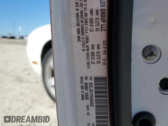 ✅ 2010 Dodge Challenger SE • VIN: 2B3CJ4DV7AH260059 • Lot: 83544894. Wystawiony na Copart z przebiegiem 207 705 mil. Bezpłatny archiwum sprzedaży aukcyjnych z USA i szczegółowy raport historii pojazdu na DreamBid. Zdjęcie 12.