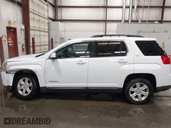 ✅ 2015 GMC Terrain SLT • VIN: 2GKFLXE36F6290830 • Лот: 42328669. Опубликован ранее на IAAI с пробегом 172 281 миль. Бесплатный доступ к архиву аукционных продаж из США и подробный отчёт об истории автомобиля на DreamBid. Изображение 14.