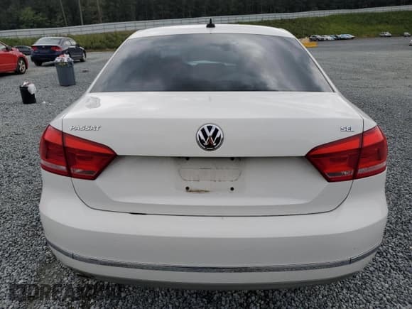✅ 2012 Volkswagen Passat SEL • VIN: 1VWCH7A36CC059979 • Lot: 81899935. Listed on Copart with 168,926 mi. Free auction sales archive from the USA and detailed vehicle history report at DreamBid. Image 6.
