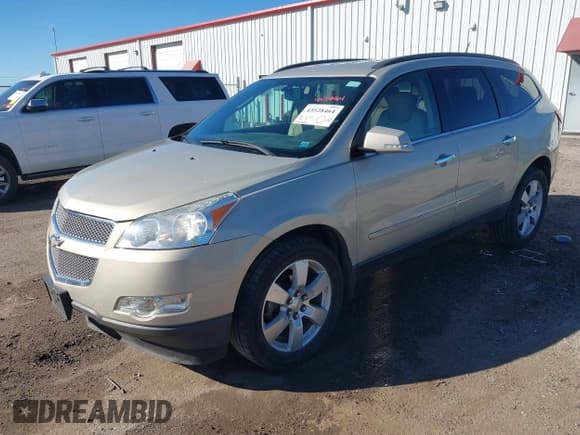 ✅ 2012 Chevrolet Traverse LTZ • VIN: 1GNKVLED3CJ238146 • Lot: 43528464. Wystawiony na IAAI z przebiegiem 230 680 mil. Bezpłatny archiwum sprzedaży aukcyjnych z USA i szczegółowy raport historii pojazdu na DreamBid. Zdjęcie 17.