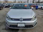 ✅ 2016 Volkswagen Golf SE • VIN: WVWKP7AU0GW914514 • Lot: 94174835. Wystawiony na Copart z przebiegiem 143 211 mil. Bezpłatny archiwum sprzedaży aukcyjnych z USA i szczegółowy raport historii pojazdu na DreamBid. Zdjęcie 5.