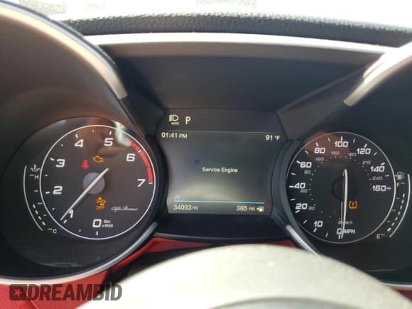 ✅ 2021 Alfa Romeo Giulia • VIN: ZARFAMAN3M7649352 • Lot: 51116125. Wystawiony na Copart z przebiegiem 34 093 mil. Bezpłatny archiwum sprzedaży aukcyjnych z USA i szczegółowy raport historii pojazdu na DreamBid. Zdjęcie 9.