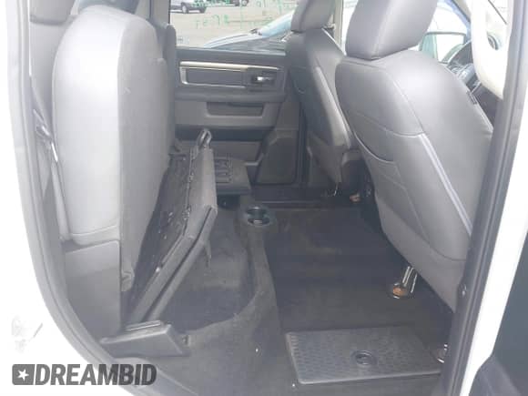 2016 Ram 1500 Big Horn with VIN 1C6RR6LG6GS208415, listed as a IAAI auction lot 41800900 with 214,732 mi miles and . Bid and sale history available at DreamBid. Image 8.