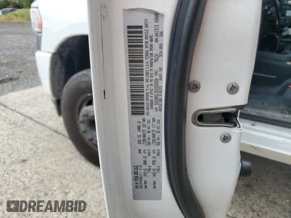 ✅ 2019 Ram 3500 Tradesman • VIN: 3C63RRGL5KG552820 • Lot: 71067775. Listed on Copart with Not provided. Free auction sales archive from the USA and detailed vehicle history report at DreamBid. Image 12.