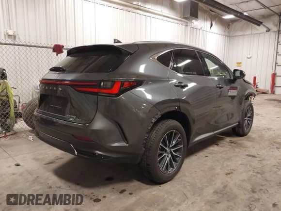 ✅ 2024 Lexus NX 350 • VIN: 2T2AGCEZ2RC057176 • Lot: 41376211. Wystawiony na IAAI z przebiegiem 5 136 mil. Bezpłatny archiwum sprzedaży aukcyjnych z USA i szczegółowy raport historii pojazdu na DreamBid. Zdjęcie 4.