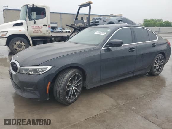 ✅ 2020 BMW 3 Series 330i xDrive • VIN: 3MW5R7J07L8B23045 • Lot: 51996095. Listed on Copart with 92,690 mi. Free auction sales archive from the USA and detailed vehicle history report at DreamBid. Image 1.