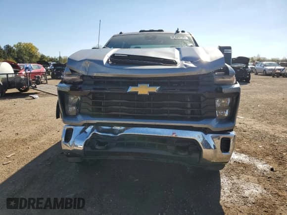 ✅ 2024 Chevrolet Silverado 3500 • VIN: 2GC4YSE72R1130553 • Lot: 85820735. Listed on Copart with 59,954 mi. Free auction sales archive from the USA and detailed vehicle history report at DreamBid. Image 5.