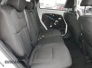 ✅ 2022 Hyundai Tucson SEL • VIN: 5NMJF3AE2NH133333 • Lot: 48426643. Wystawiony na Copart z przebiegiem 8 340 mil. Bezpłatny archiwum sprzedaży aukcyjnych z USA i szczegółowy raport historii pojazdu na DreamBid. Zdjęcie 11.