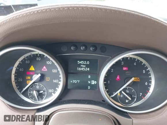 ✅ 2010 Mercedes-Benz GL 450 • VIN: 4JGBF7BEXAA548989 • Lot: 43458217. Wystawiony na IAAI z przebiegiem 164 524 mil. Bezpłatny archiwum sprzedaży aukcyjnych z USA i szczegółowy raport historii pojazdu na DreamBid. Zdjęcie 7.