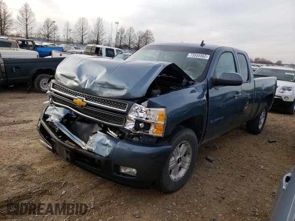 ✅ 2013 Chevrolet Silverado 1500 LTZ • VIN: 1GCRKTE73DZ323629 • Lot: 73555562. Listed on Copart with 320,976 mi. Free auction sales archive from the USA and detailed vehicle history report at DreamBid. Image 1.