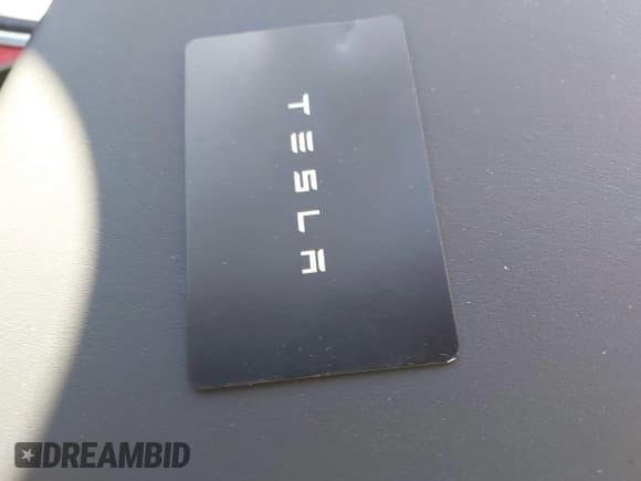 ✅ 2025 Tesla Model Y Long Range • VIN: 7SAYGDEE1SF292498 • Lot: 42781745. Listed on IAAI with 7,444 mi. Free auction sales archive from the USA and detailed vehicle history report at DreamBid. Image 11.