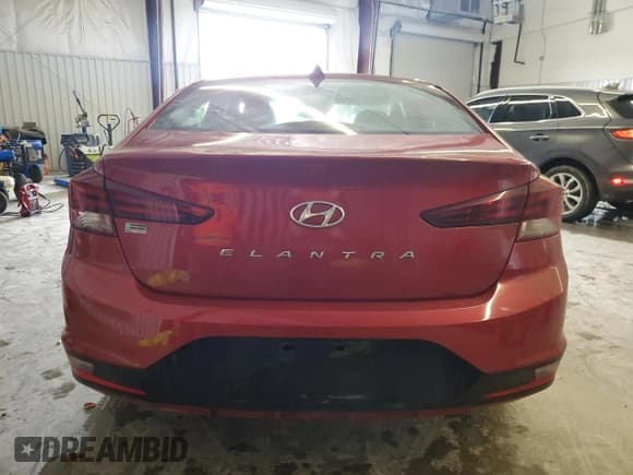 ✅ 2019 Hyundai Elantra SEL • VIN: KMHD84LFXKU744682 • Лот: 90421395. Опубликован ранее на Copart с пробегом 161 372 миль. Бесплатный доступ к архиву аукционных продаж из США и подробный отчёт об истории автомобиля на DreamBid. Изображение 6.